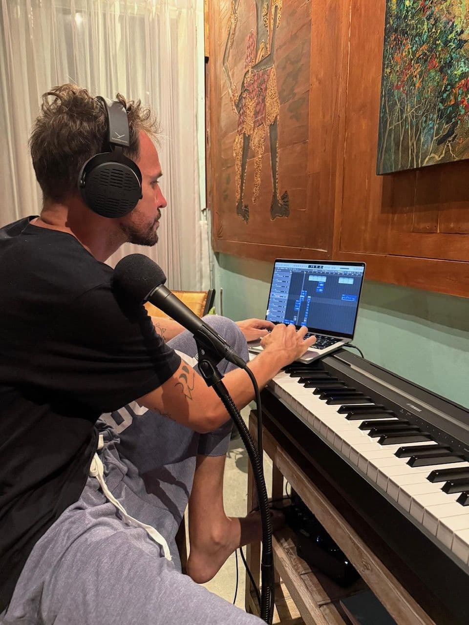 Recording at the piano with headphones